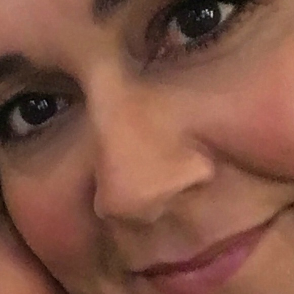 Meet your Posher, Monica - Picture 1 of 1